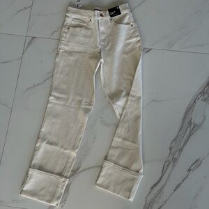 Express Women's Cream Straight Jeans